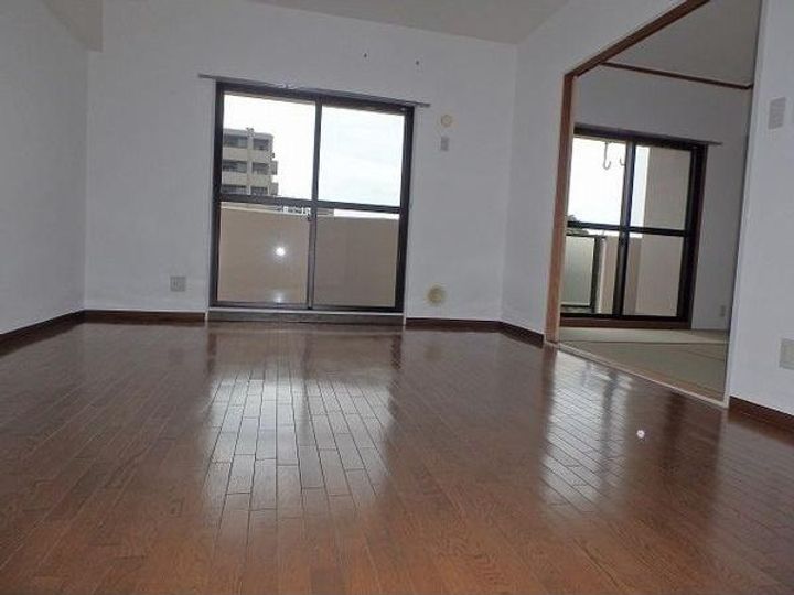 愛知県日進市栄2(マンション)の賃貸物件の居間