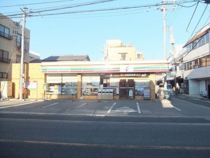 リブリ・MoMoの周辺