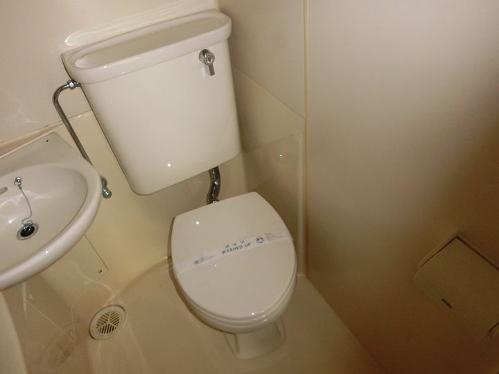 和秀舟入本町ビルの内装