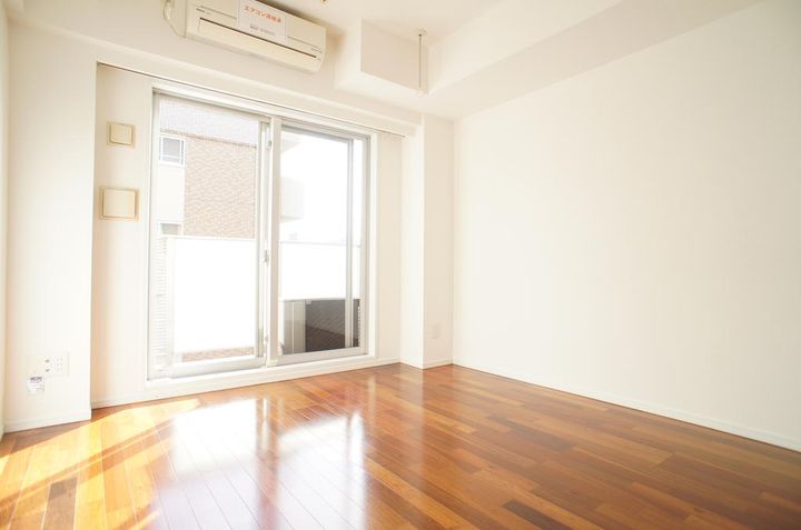 エスティメゾン品川シーサイドIの居間