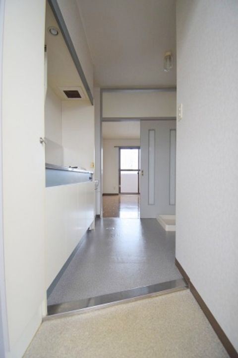 広島県三次市十日市東3(マンション)の賃貸物件の玄関