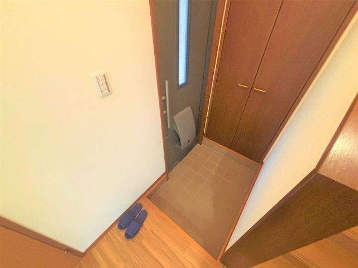 愛知県名古屋市名東区大針3(一戸建)の賃貸物件の玄関