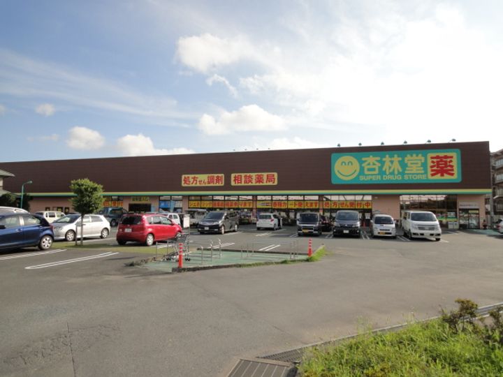 ラフォーレ百園の周辺