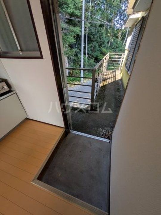 イエローハイツ茎崎の玄関