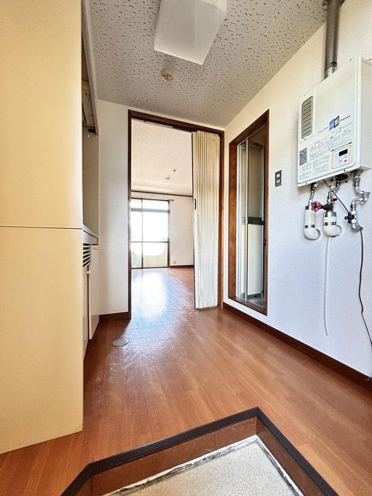 広島県東広島市西条西本町(マンション)の賃貸物件の玄関