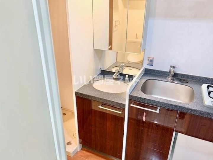 エステムコート三宮EASTポルトマーレの内装