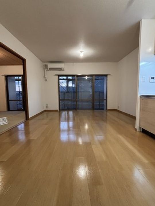 フロール山田町第1の居間