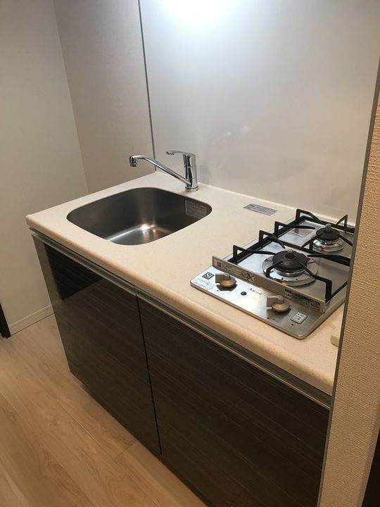 REALIZE新宿のキッチン