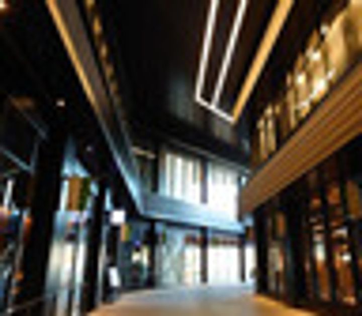 REALIZE新宿の周辺