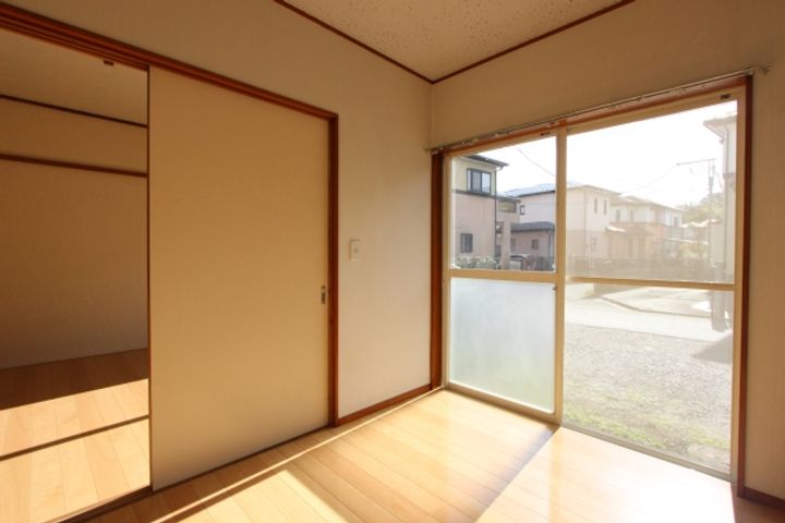 大曽根ハイツの居間