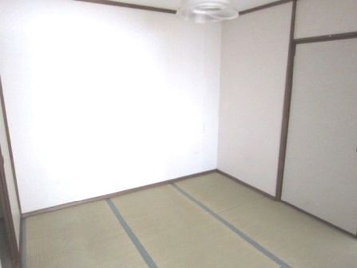 三幸ビルの内装