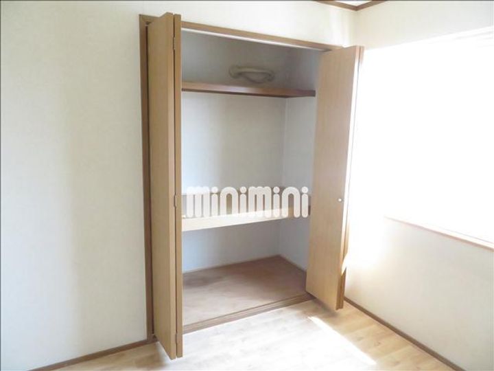 ファミールヤマモト Cの内装