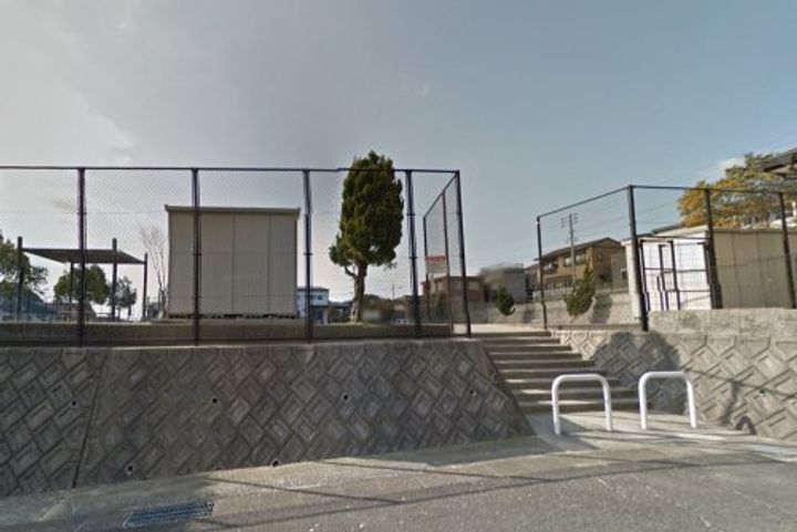 グリーンコート川平の周辺