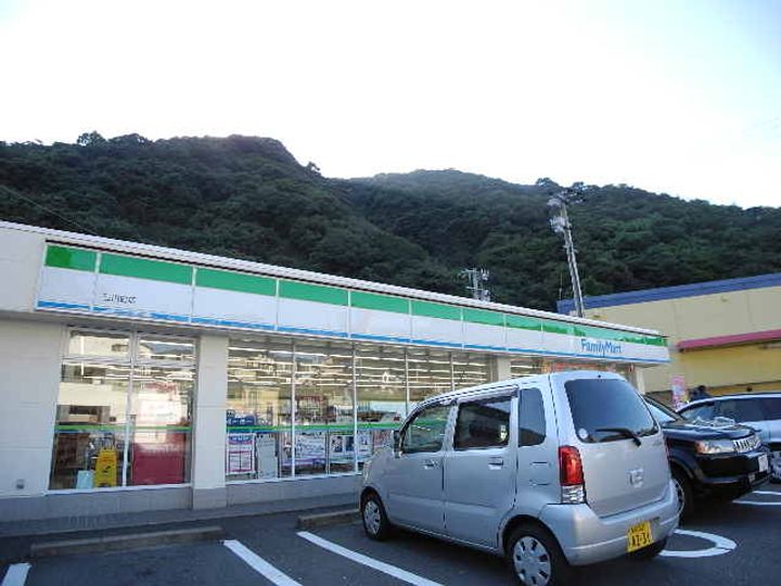 グリーンコート川平の周辺