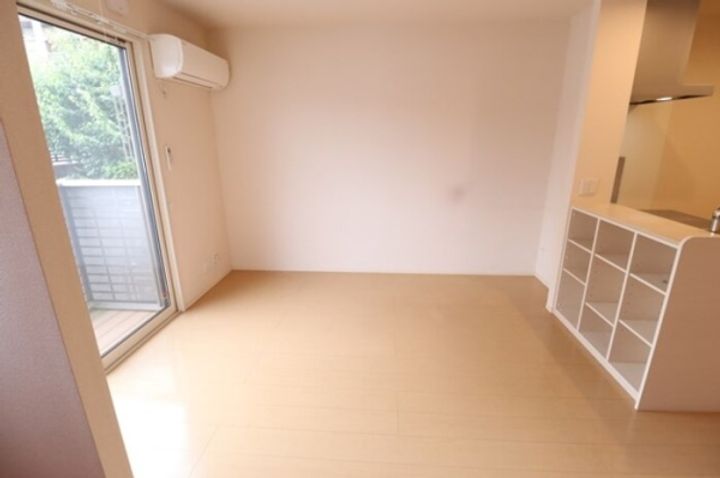 Spring Courtの居間