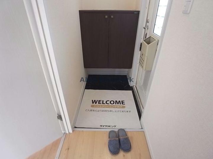 岐阜県岐阜市芋島4(アパート)の賃貸物件の玄関