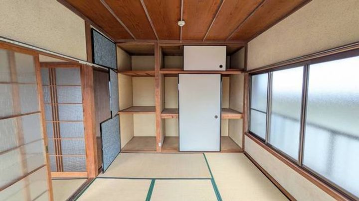 竹生荘の内装
