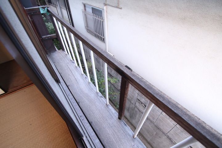 竹生荘の内装