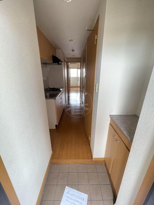 エテルネル・パレの玄関