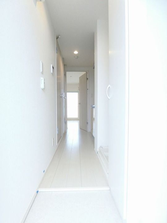 リブリ・LEVELの玄関