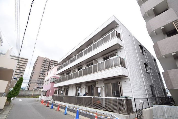 神奈川県厚木市旭町5(マンション)の賃貸物件の外観
