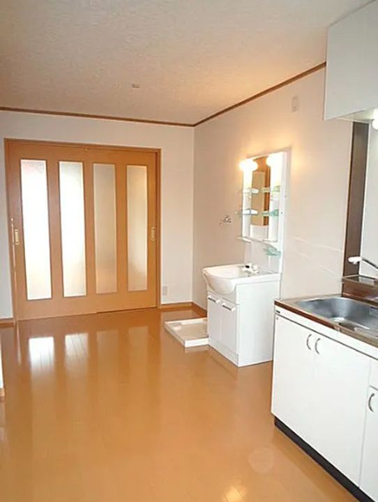 シャトー草加の玄関