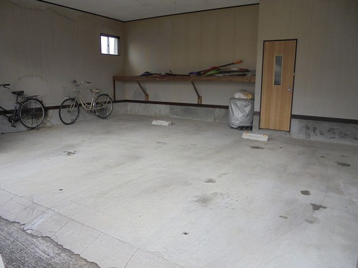 八日町コーポの地図