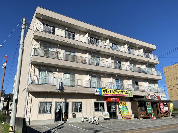 サンハイツの外観