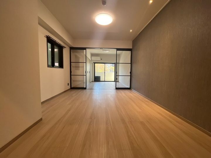 La Dolce 平和大通りの居間