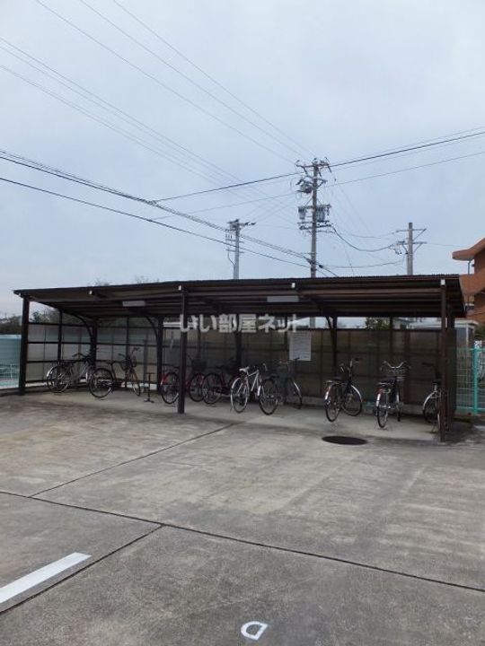 コーポカドタの地図