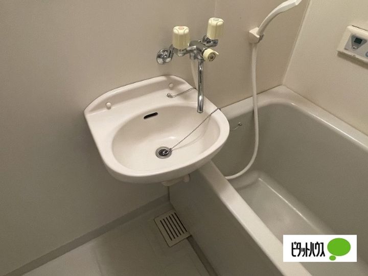 ダリヤビルの内装