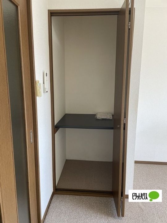 ダリヤビルの内装