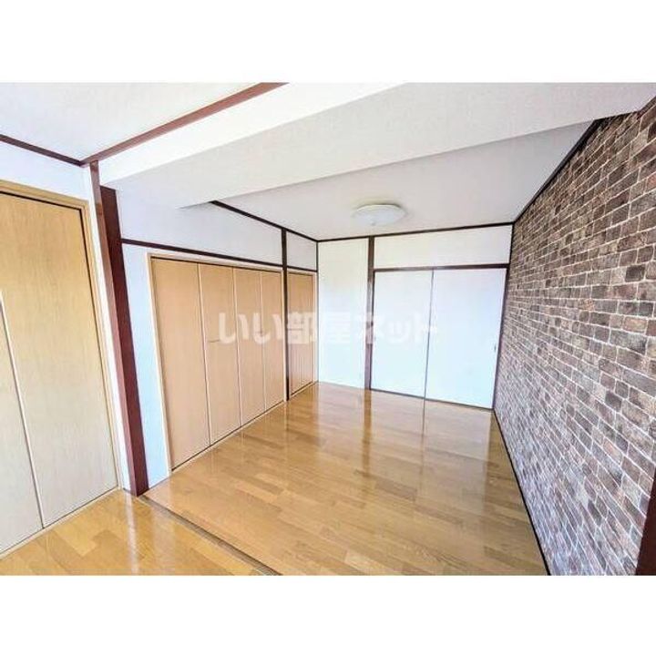 栃木県宇都宮市桜5(マンション)の賃貸物件の居間