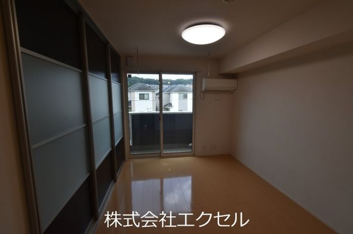 東京都日野市西平山1(アパート)の賃貸物件の居間