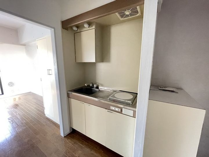 バザレビルのキッチン