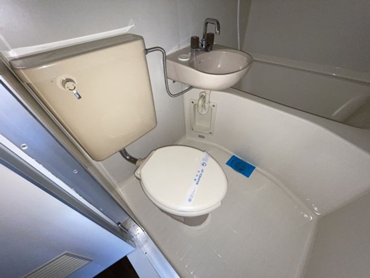 バザレビルの内装