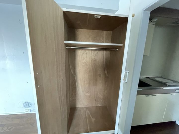 バザレビルの内装