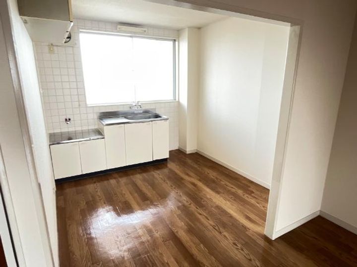 メゾンエクセルIIの居間