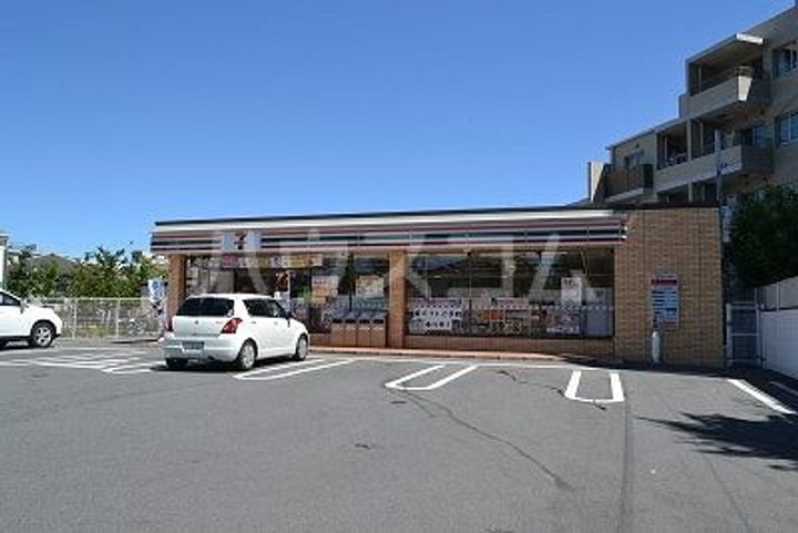 シャトレKの周辺