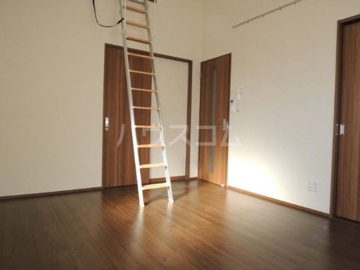 グリーンゲイブルズの居間