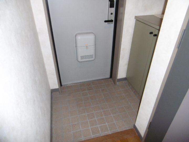 S・FIELD75の玄関