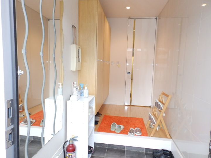 M’s house (女性専用シェアハウス)の玄関