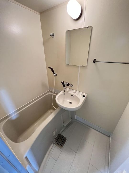 岡山県岡山市北区伊島町3(マンション)の賃貸物件の風呂