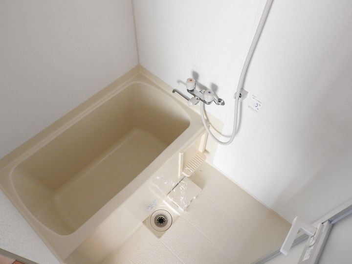長崎県長崎市勝山町(アパート)の賃貸物件の風呂
