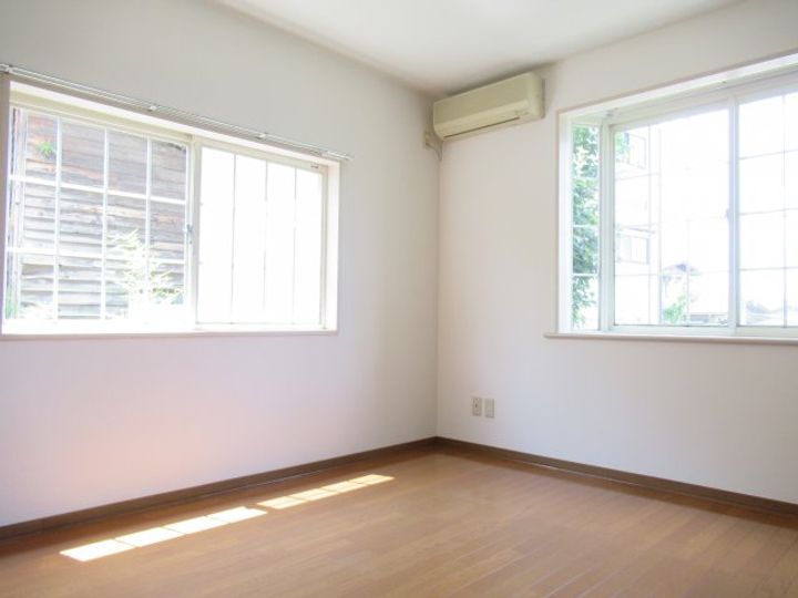 東原タリアセンの居間