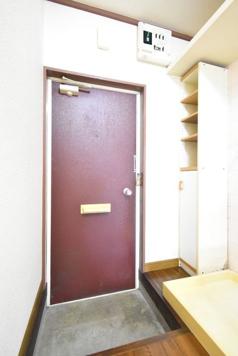 グリーンハイツKANOYA Iの玄関