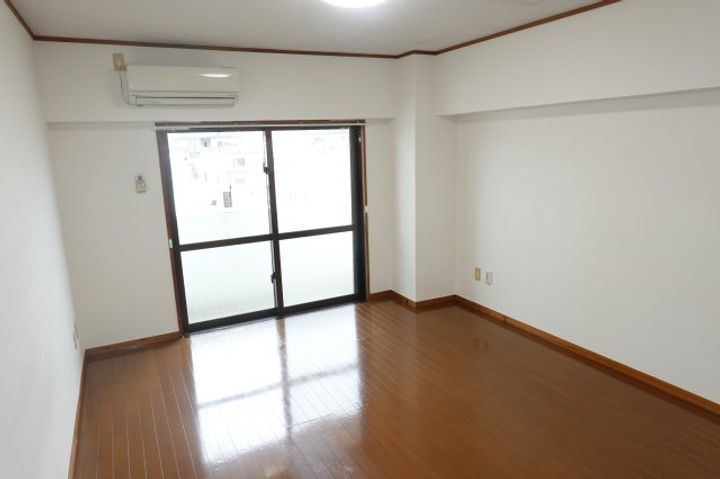 コーポJUNの居間