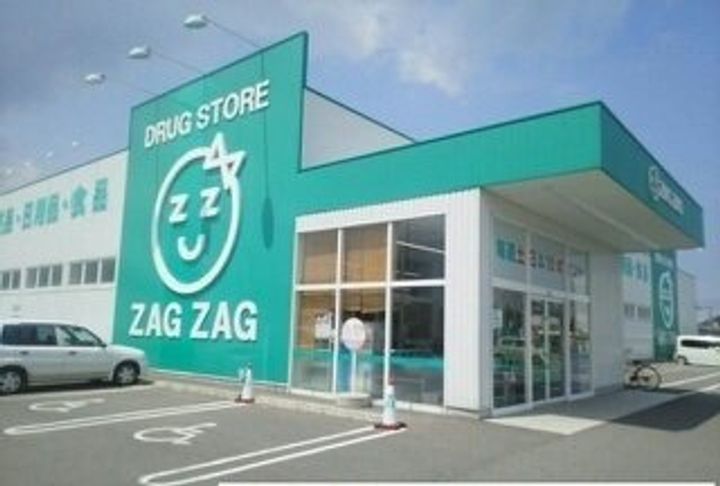 アグレアーブルIIの内装