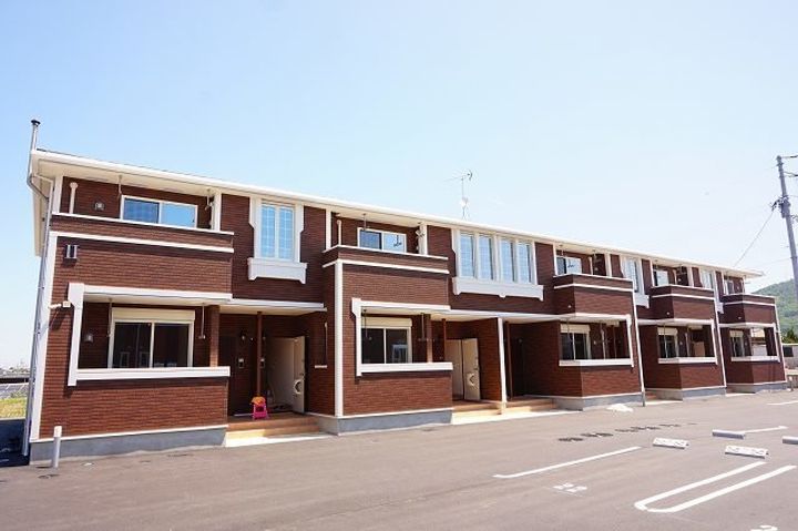 アグレアーブルIIの外観