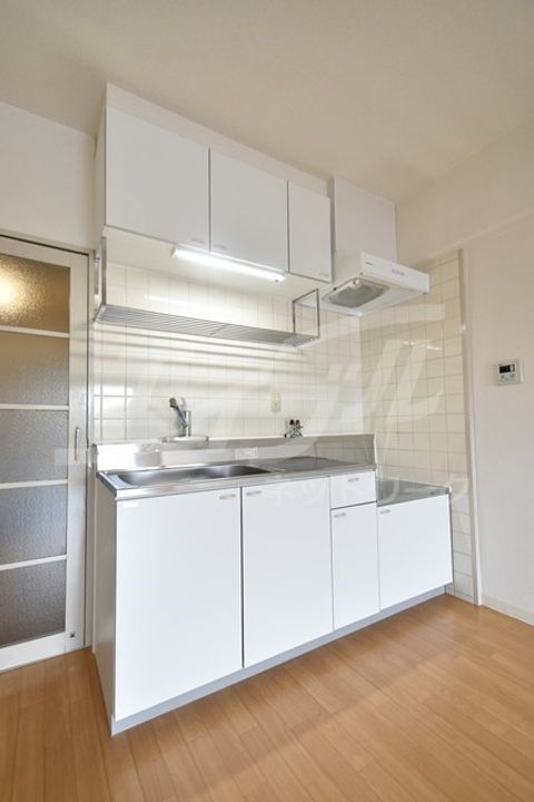 レジデンス吉川5号棟のキッチン